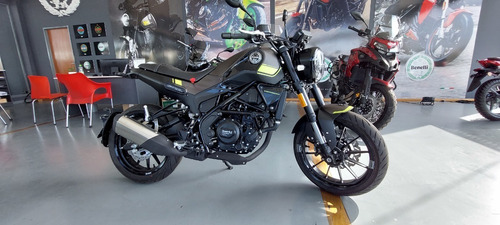 Imagen 3 de 16 de Benelli Leoncino 250 , No Husqvarna Bajaj Yamaha Fz25