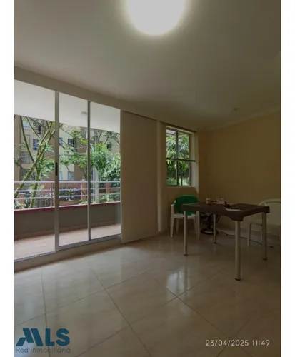 Apartamento En Venta, Envigado, Excelente Sector(mls#256078)