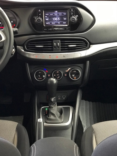 Imagen 10 de 15 de Dodge Neon 2018 Sxt