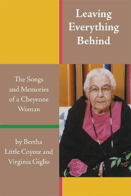 Libro Leaving Everything Behind - Bertha Little Coyote