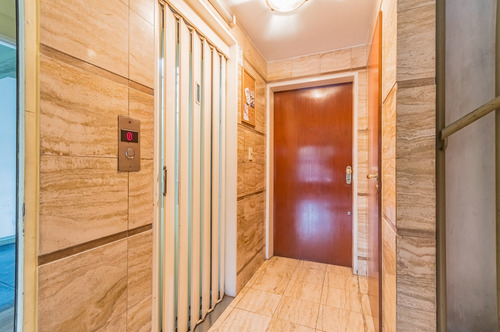 Imagen 29 de 30 de Departamento.venta.2 Ambientes Desocupado Con Cochera Incluida En El Precio.banfield.