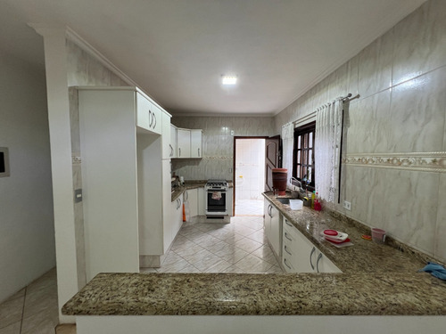 Casa Em Várzea Paulista, 2 Dormitórios, Churrasqueira, Garagem 2 Carros, aceito carro!