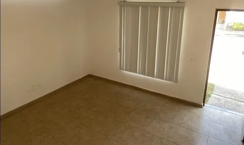 Casa En Venta Lomas De San Pedro, Queretaro. Con Estudio En Pb, Y Amenidades