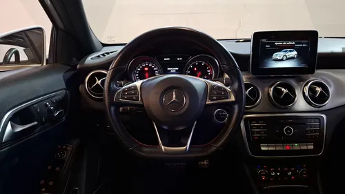 Mercedes-Benz Clase GLA 2.0 GLA 250 SPORT DCT
