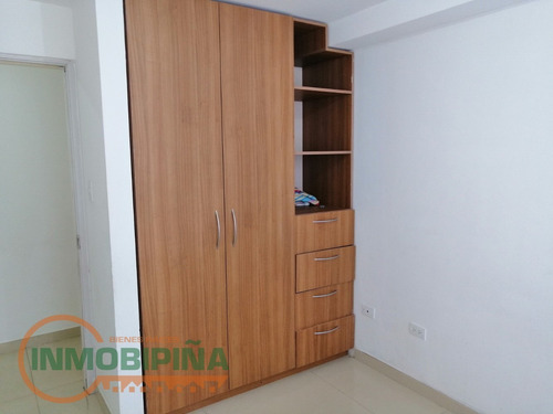Imagen 4 de 6 de Apartamento En Alquiler - Resd. Las Palmeras I Ra