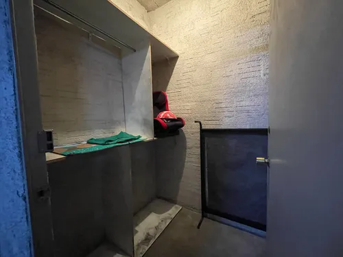 Amplio Departamento, A Pasos Metro Los Heroes