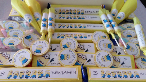 Minions Amarillos Candy Bar - 10 Chicos/70 Golosinas !