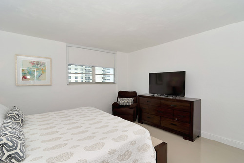Imagen 9 de 14 de Alquiler Temporario De Departamento En Miami 6 Personas 12 E