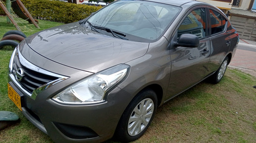 Nissan Versa 1.6 Drive