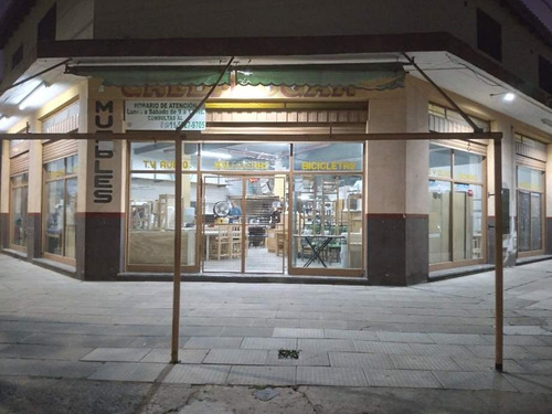 Imagen 1 de 6 de Local En Alquiler En Castelar Sur