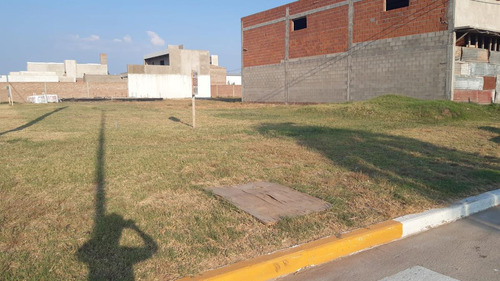 Venta | Terreno | 315 M² | Apto Para Comercios | Capitán Bermúdez | Barrio Terranova