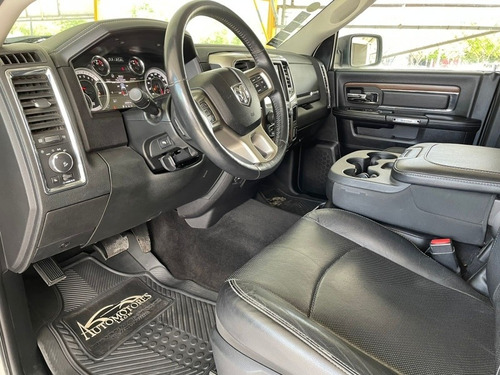 Imagen 7 de 13 de Dodge Ram Laramie 4x4