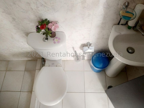Imagen 2 de 13 de Eloisa Mejia Rentahouse Vende Casa En Parque Valencia Carabobo 22-9334 Em