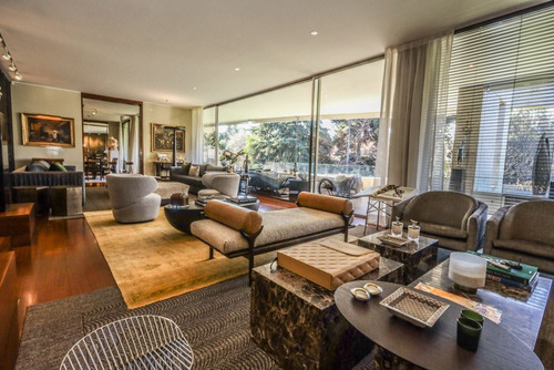 Departamento En Arriendo De 5 Dorm. En Las Condes