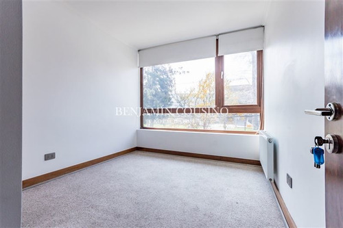 Imagen 15 de 28 de Departamento En Venta De 4 Dorm. En Lo Barnechea
