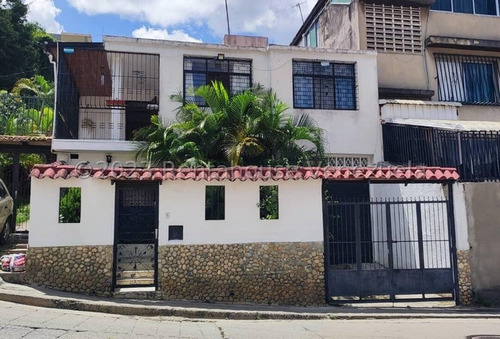 Casa En Venta En El Llanito   Cód  24-8415  Tn     