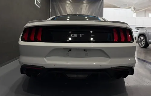 Ford Mustang GT COUPE PREMIUM