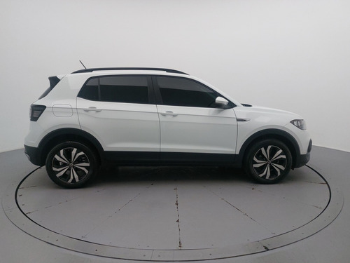 Volkswagen T-Cross 1.0 200 TSI TOTAL FLEX COMFORTLINE AUTOMÁTICO