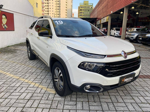 Imagem 2 de 11 de Fiat Toro 2.4 16v Multiair Flex Freedom At9