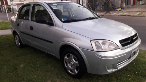 Chevrolet Corsa 1.8 Gl Aa Dh 2006
