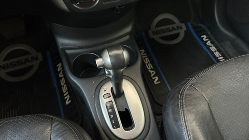 Nissan Versa 1.6 Exclusive L4 At