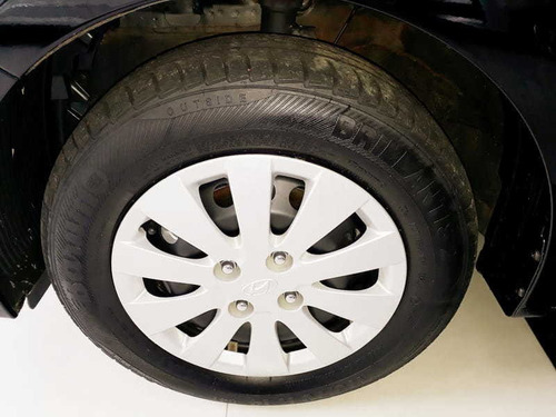 Imagem 15 de 15 de Hyundai Hb20s 1.6 Comfort Plus 16v Flex 4p Manual 2015
