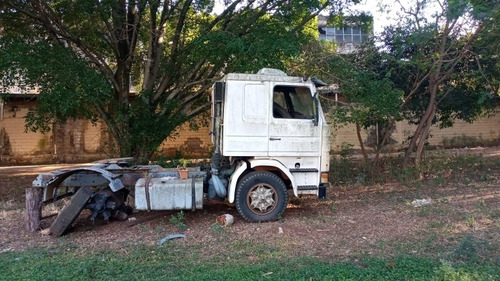 Imagem 2 de 5 de Scania 113h