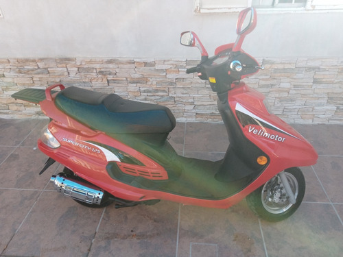 Vendo Scooter Velimotor Supercity 125 (escucho Ofertas)