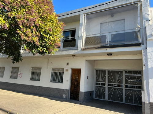 Departamento En Venta Calle 69 La Plata 