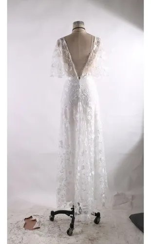 Vestido De Novia Con Mangas De Pétalos Y Cuello En V