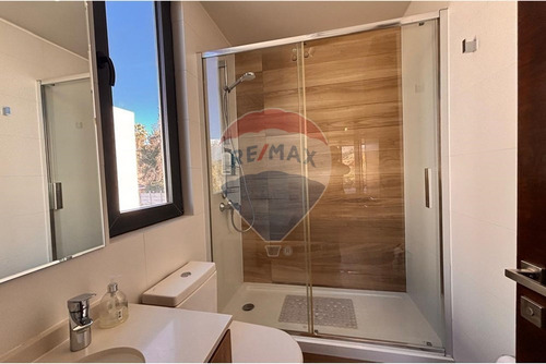 Venta Casa En Valle Escondido ,en Condominio