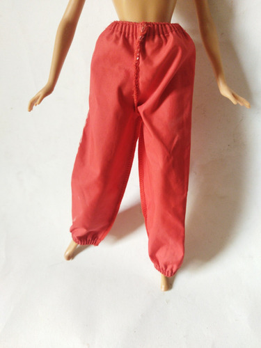 Barbie Solo Ropa Pantalón Rojo Tipo Deportivo Ken Ancho 