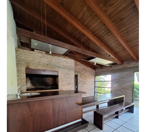 Ideal Empresa! Residencia De Lujo/1203m2/a Pasos De Arocena/barbacoa/calefaccion/carrasco Sur