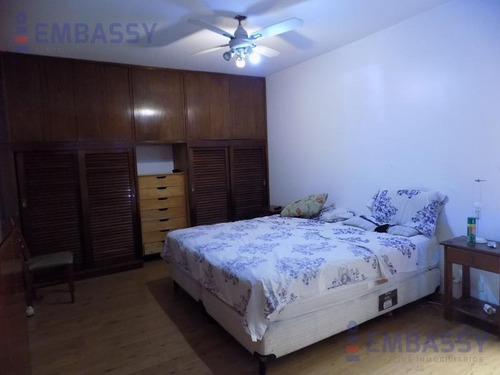 Casa Única De 4 Amb Con Galpon De 100 M2 Excelente Zona Martinez!!