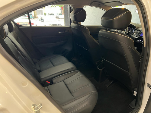 Honda City 1.5 i-VTEC FLEX HATCH EXL CVT