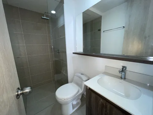 Apartamento En Arriendo Ubicado En El Poblado Sector San Diego (25767).