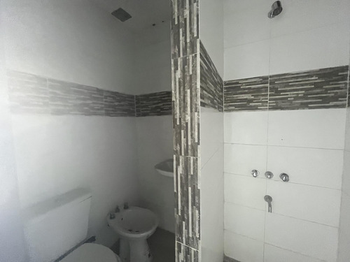 Hermoso Departamento Monoambiente En Monte Grande