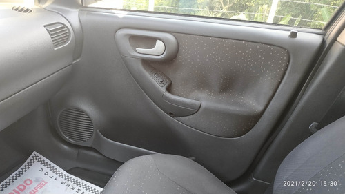 Imagem 11 de 13 de Corsa Sedan Premium 1.4 Econoflex