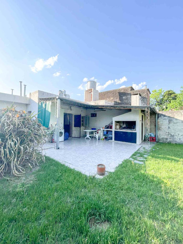 Casa En Venta En Pergamino Con Patio