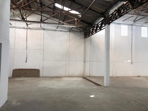 Imagem 16 de 17 de Galpão À Venda, 800 M² Por R$ 700.000,00 - Barro Branco - Arujá/sp - Ga0048