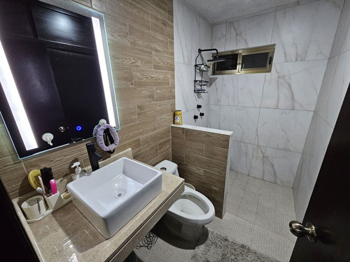 Casa En Venta, 5 Recamaras En Prado Norte, Mérida