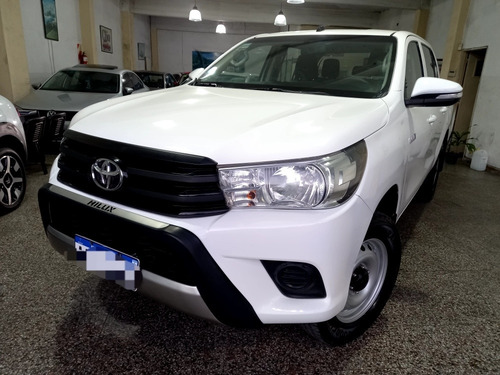 Imagen 21 de 22 de Toyota Hilux 2017 2.4 Cd Dx 150cv 4x4
