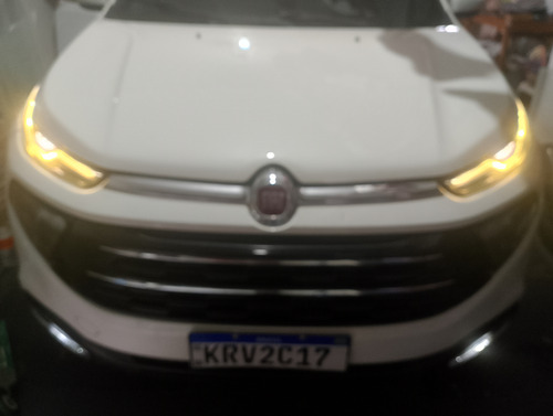 Fiat Toro 1.8 16v Freedom Flex 4x2 Aut. 4p