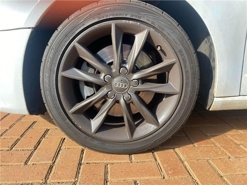 Imagem 8 de 11 de Audi A3 1.8 Tfsi Sportback 16v Gasolina 4p Automático