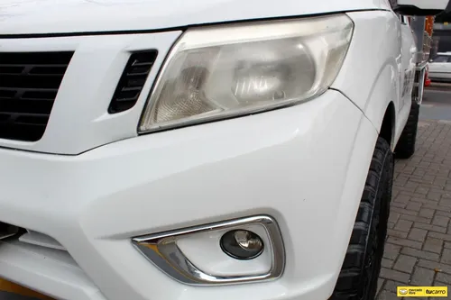 Nissan Frontier 2.5 D22 / Np300 Estacas Diesel Mt 4x4