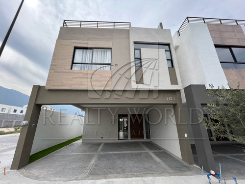 Casas En Venta En Dominio Cumbres