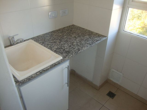 Departamento En Alquiler En Caseros