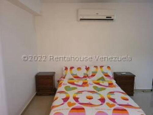 Imagen 3 de 19 de Apartamento En Venta Playa Grande Mls #22-20631 Johana Blan 04123368346