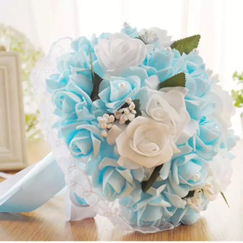 Un Ramo De Boda Nupcial Con Rosas De Cristal