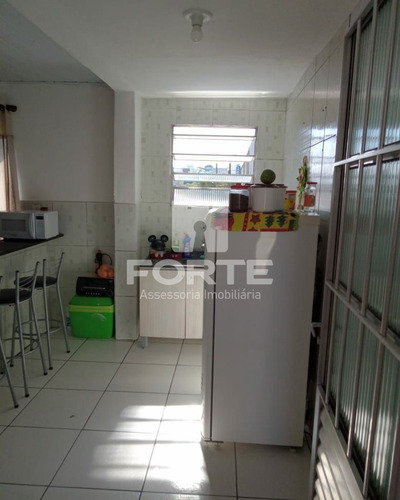 Imagem 5 de 13 de Vendo Casa Na Vila Ipiranga Em Mogi Das Cruzes. Imobiliárias De Mogi Das Cruzes. 2 Dorm, Sala, Cozinha, Banheiro. - Ca00196 - 69840523